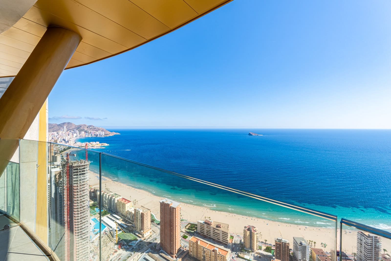 3 slaapkamer Appartement te koop in Benidorm met zwembad garage - € 1.730.000 (Ref: 9328441)