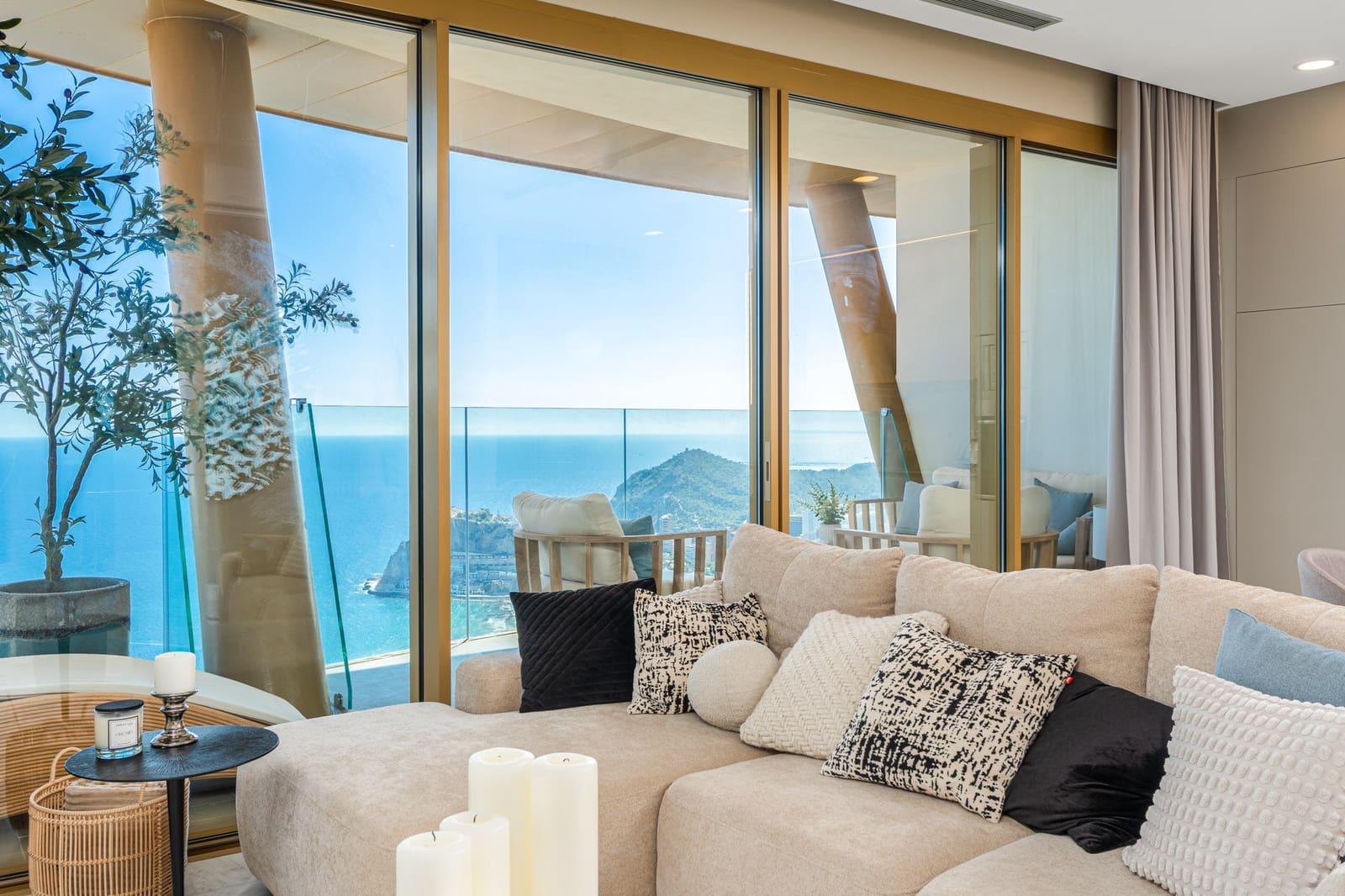 3 slaapkamer Appartement te koop in Benidorm met zwembad garage - € 1.730.000 (Ref: 9328441)