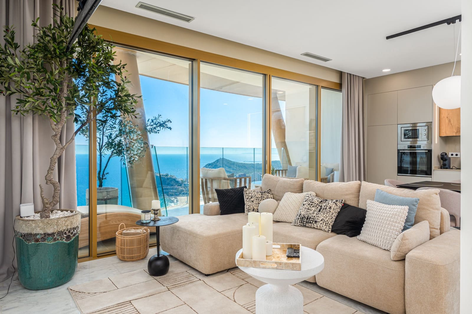 3 slaapkamer Appartement te koop in Benidorm met zwembad garage - € 1.730.000 (Ref: 9328441)