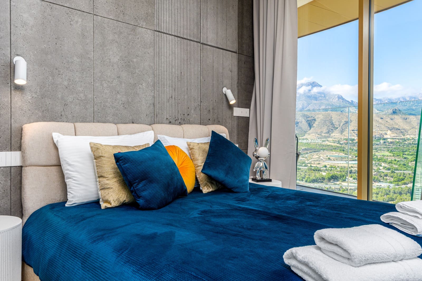 3 slaapkamer Appartement te koop in Benidorm met zwembad garage - € 1.730.000 (Ref: 9328441)