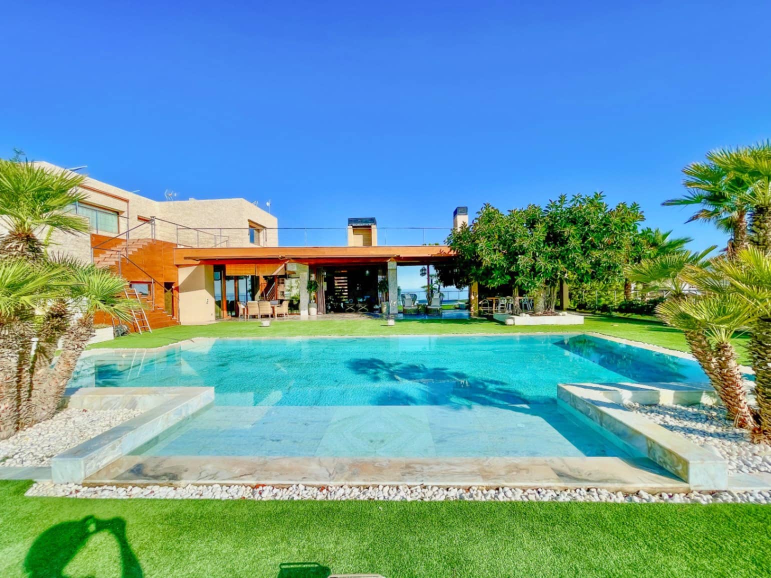 6 slaapkamer Villa te koop in El Campello met zwembad garage - € 3.800.000 (Ref: 9328442)
