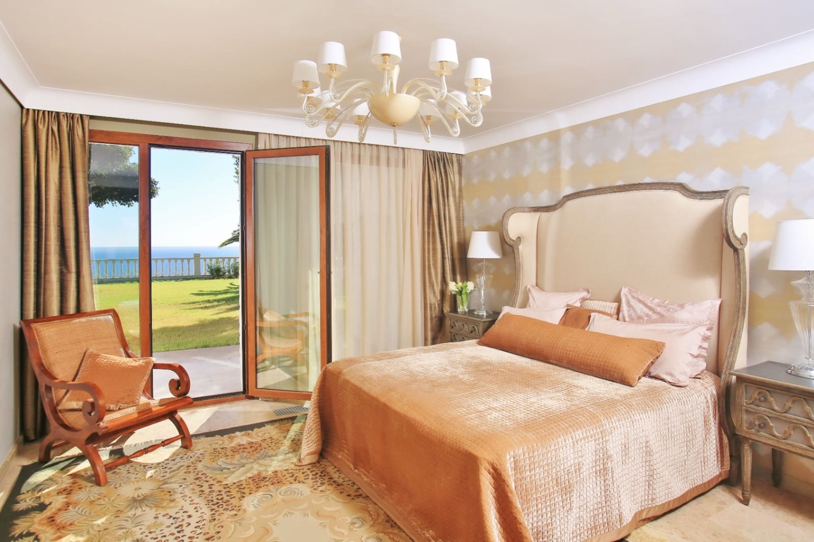 6 slaapkamer Villa te koop in El Campello met zwembad garage - € 3.800.000 (Ref: 9328442)