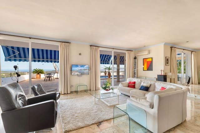 5 bedroom Villa for sale in Callosa d'En Sarrià with pool garage - € 950,000 (Ref: 9328444)