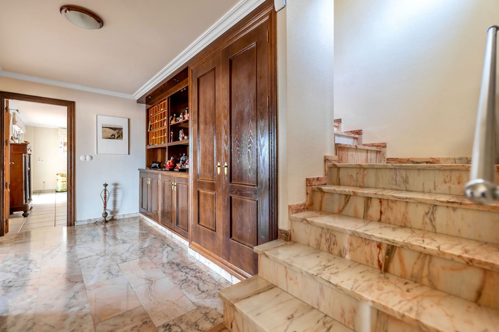 5 bedroom Villa for sale in Callosa d'En Sarria with pool garage - € 950,000 (Ref: 9328444)