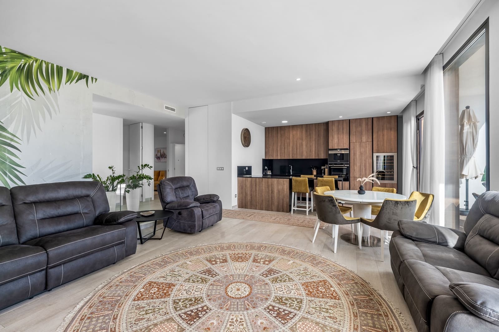 4 bedroom Villa for sale in Finestrat with pool garage - € 980,000 (Ref: 9328449)