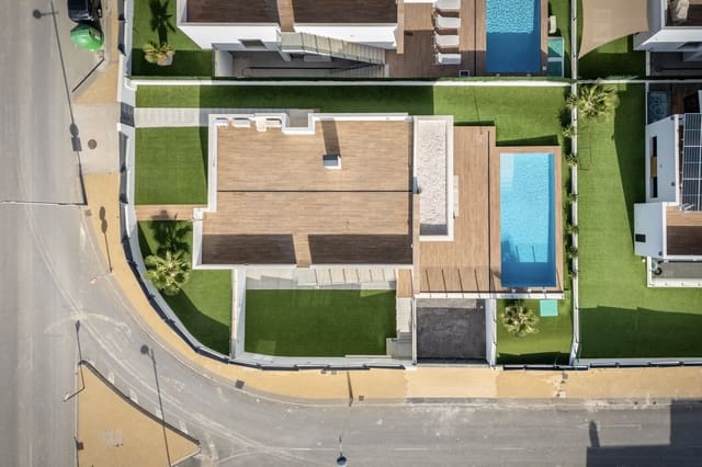 4 bedroom Villa for sale in Finestrat with pool garage - € 980,000 (Ref: 9328449)