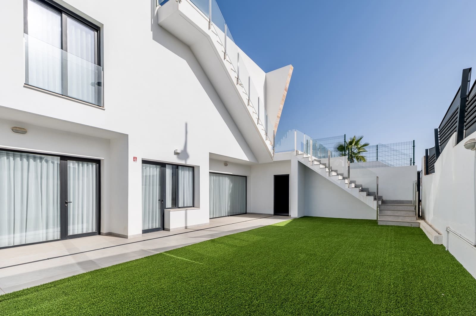 4 bedroom Villa for sale in Finestrat with pool garage - € 980,000 (Ref: 9328449)