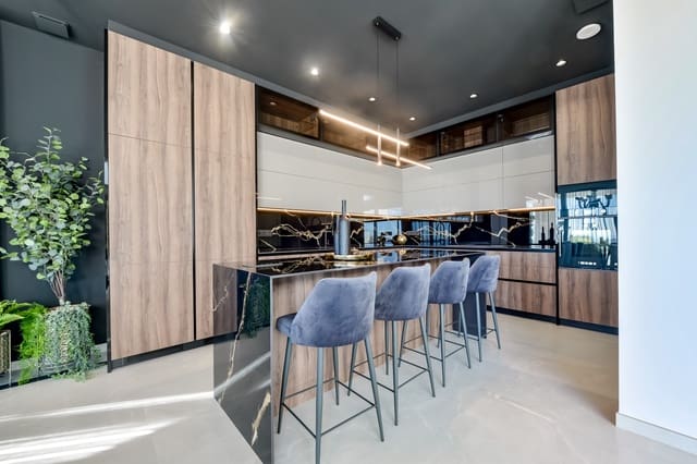 7 makuuhuone Huvila myytävänä paikassa Finestrat mukana uima-altaan 
autotalli - 4 450 000 € (Ref: 9328452)