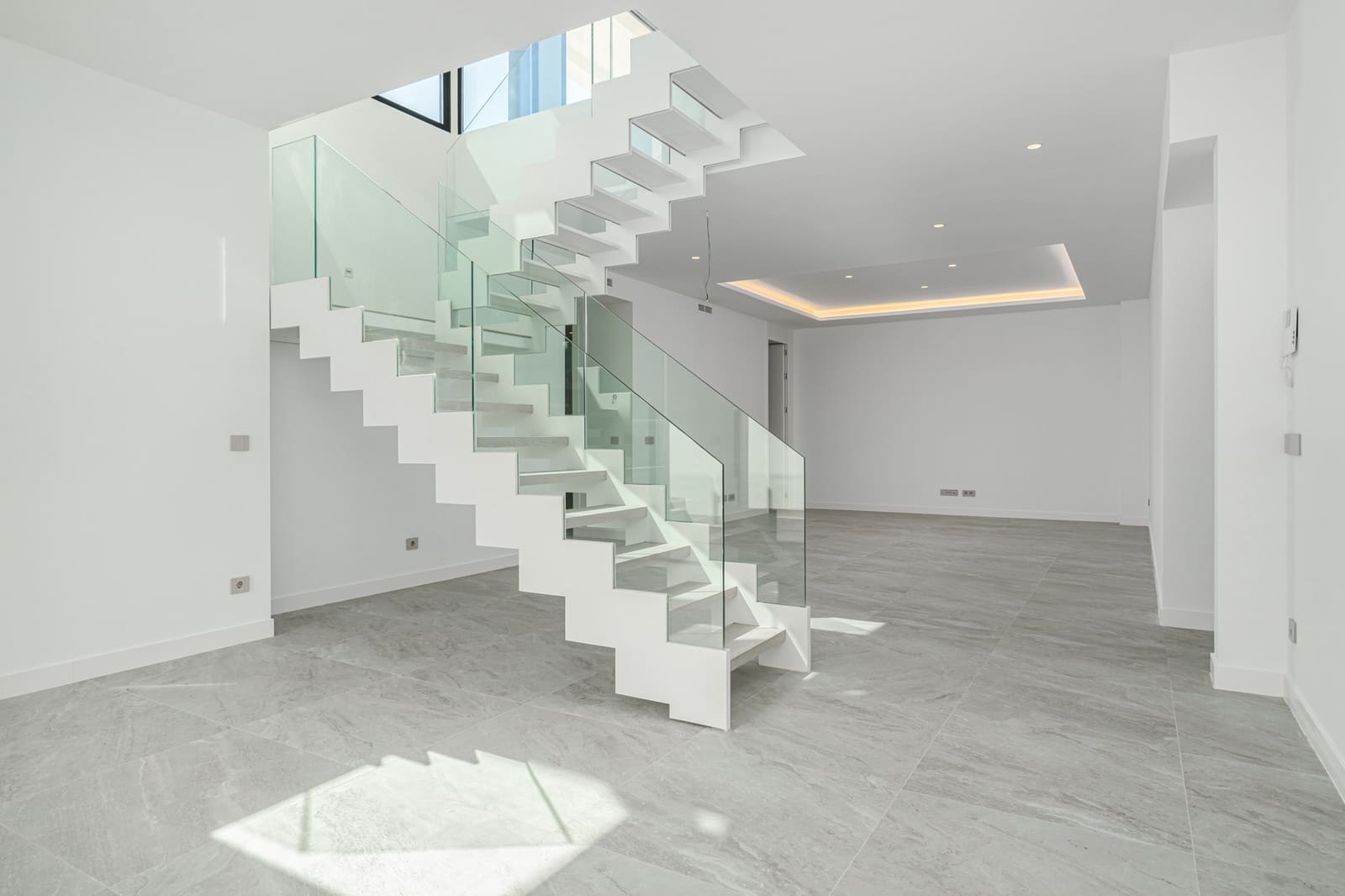 4 Zimmer Villa zu verkaufen in Finestrat mit Pool Garage - 1.350.000 € (Ref: 9328465)