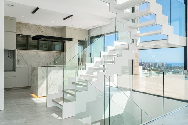 4 Zimmer Villa zu verkaufen in Finestrat mit Pool Garage - 1.350.000 € (Ref: 9328465)