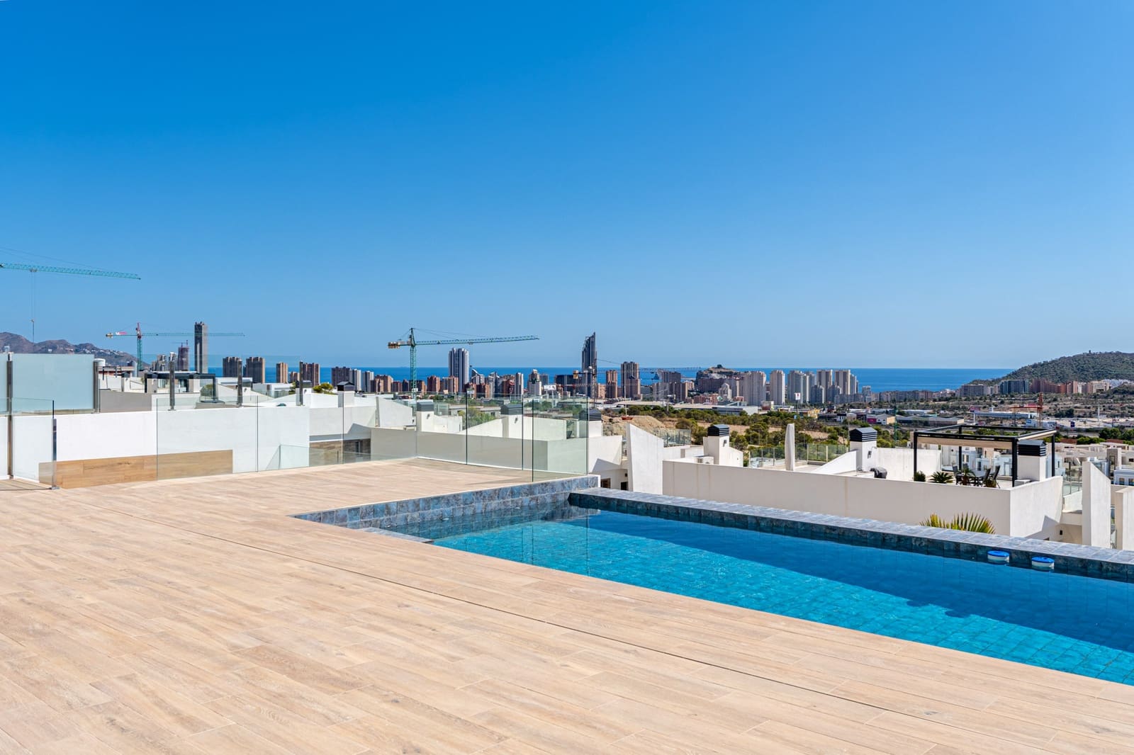 4 Zimmer Villa zu verkaufen in Finestrat mit Pool Garage - 1.350.000 € (Ref: 9328465)