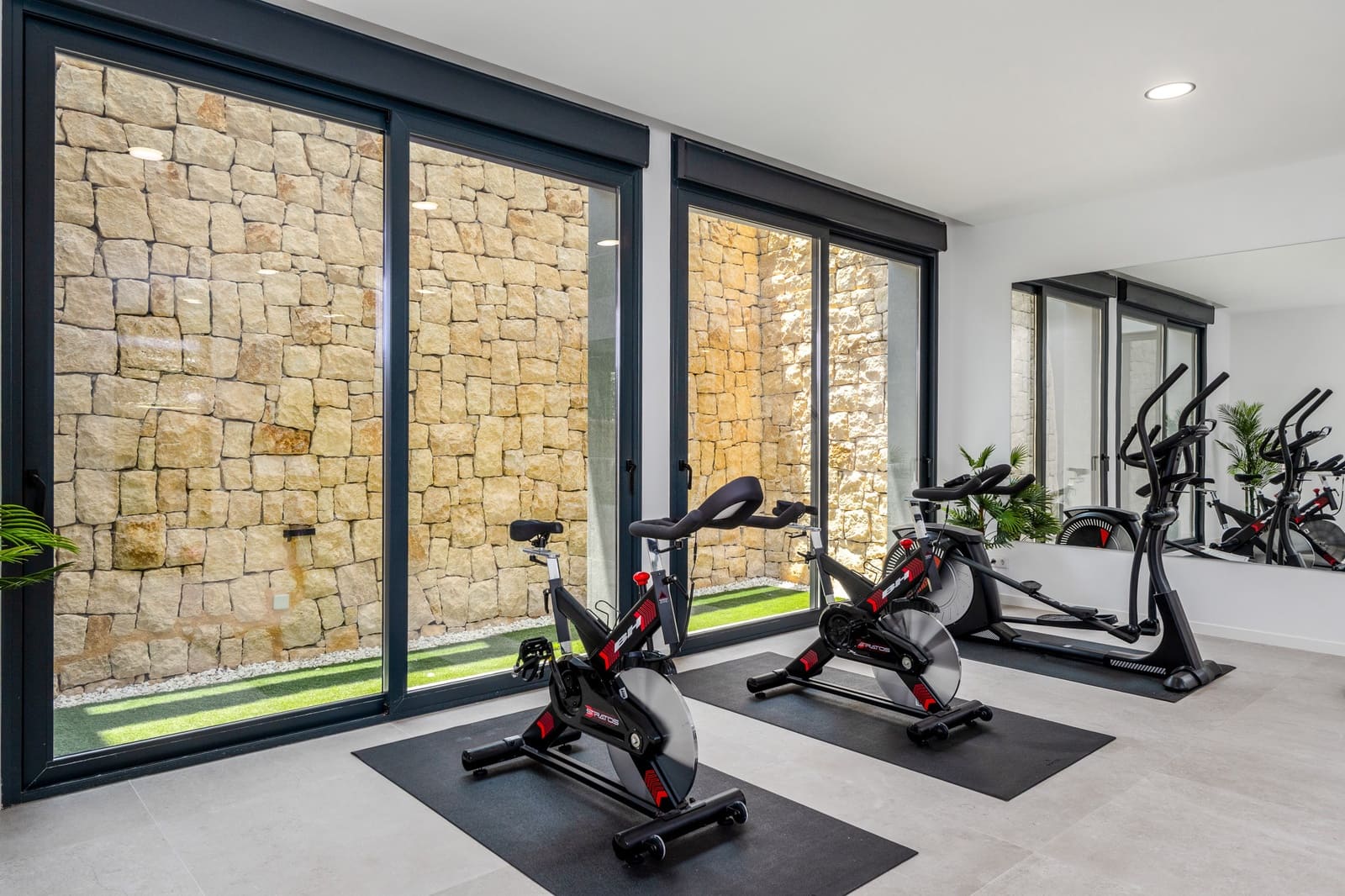 4 Zimmer Villa zu verkaufen in Finestrat mit Pool Garage - 2.700.000 € (Ref: 9328475)