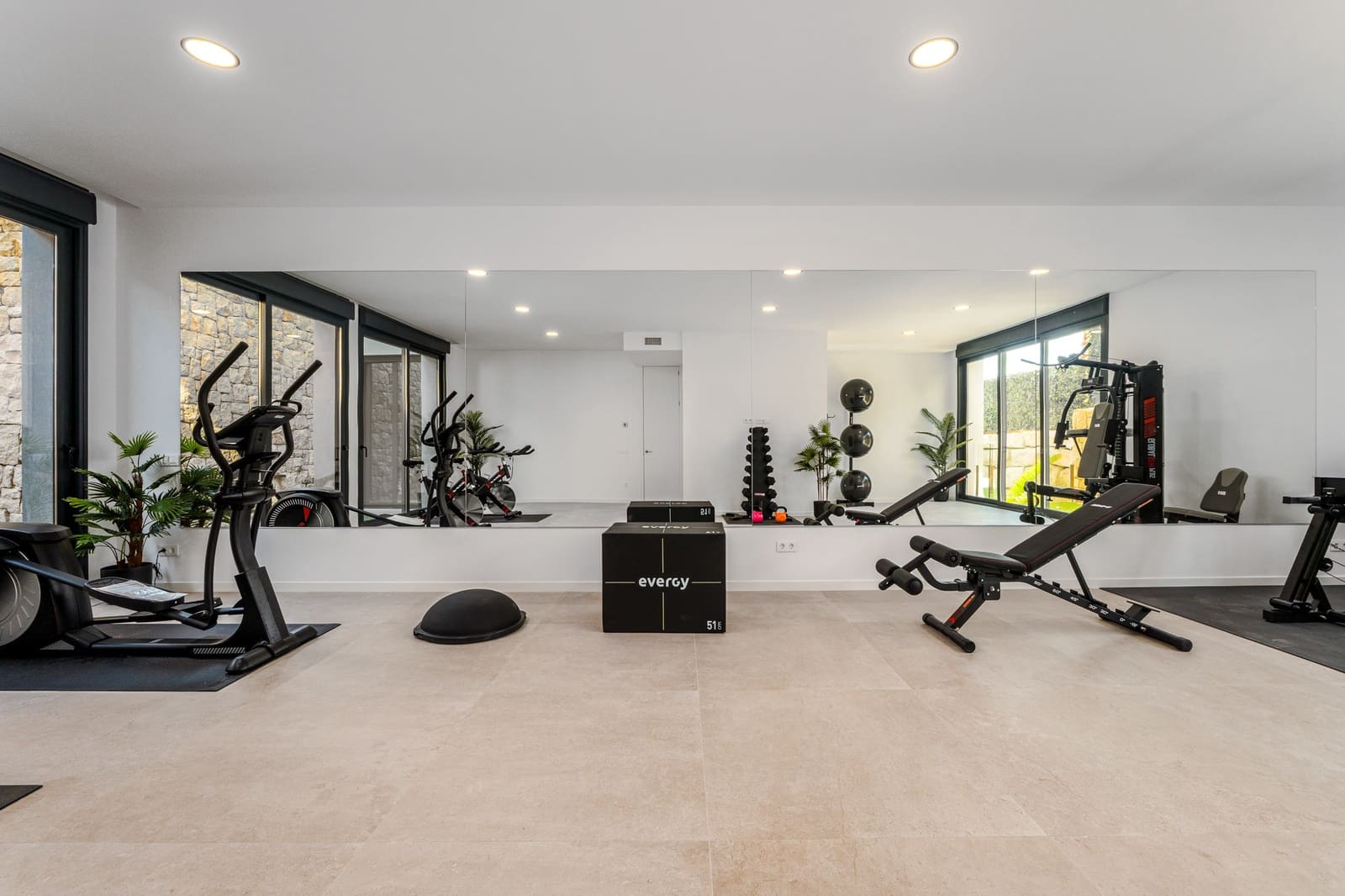 4 Zimmer Villa zu verkaufen in Finestrat mit Pool Garage - 2.700.000 € (Ref: 9328475)