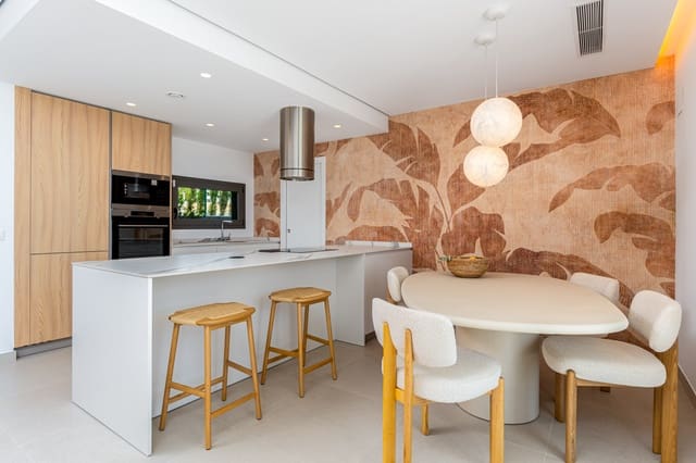 4 quarto Moradia para venda em Finestrat com piscina garagem - 797 000 € (Ref: 9328477)