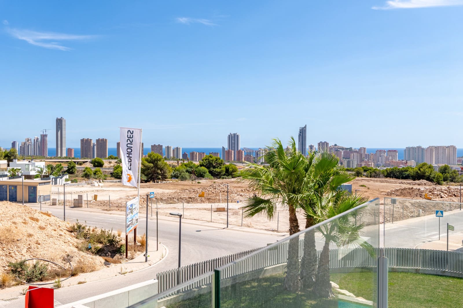 4 quarto Moradia para venda em Finestrat com piscina garagem - 797 000 € (Ref: 9328477)