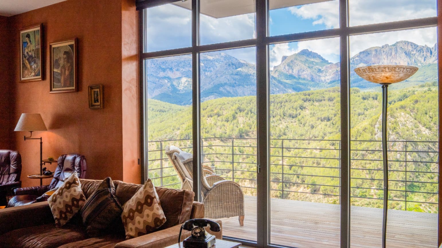 3 bedroom Villa for sale in Guadalest with pool garage - € 1,895,000 (Ref: 9328480)