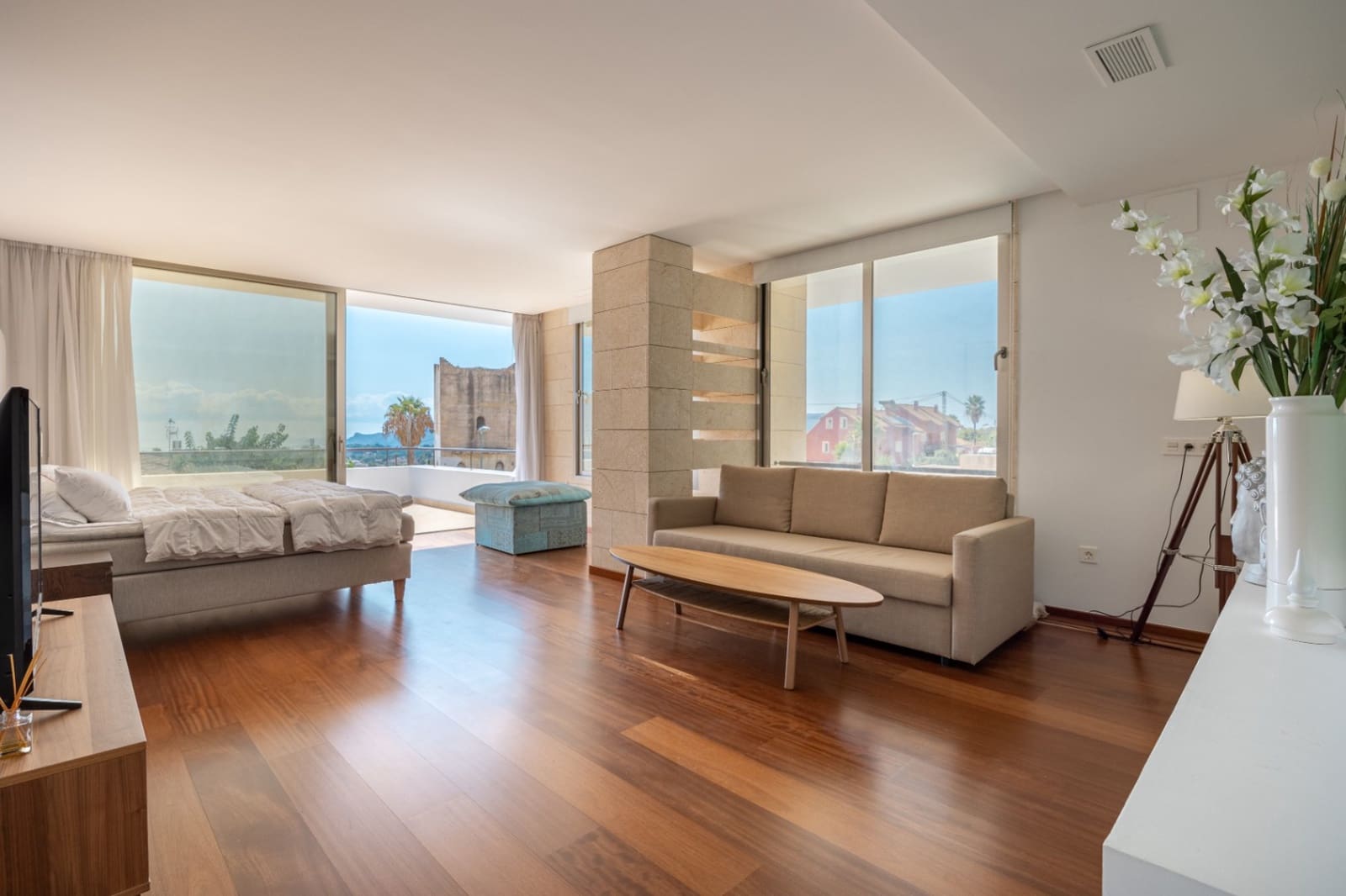 4 makuuhuone Huvila myytävänä paikassa La Nucia mukana uima-altaan 
autotalli - 1 650 000 € (Ref: 9328481)