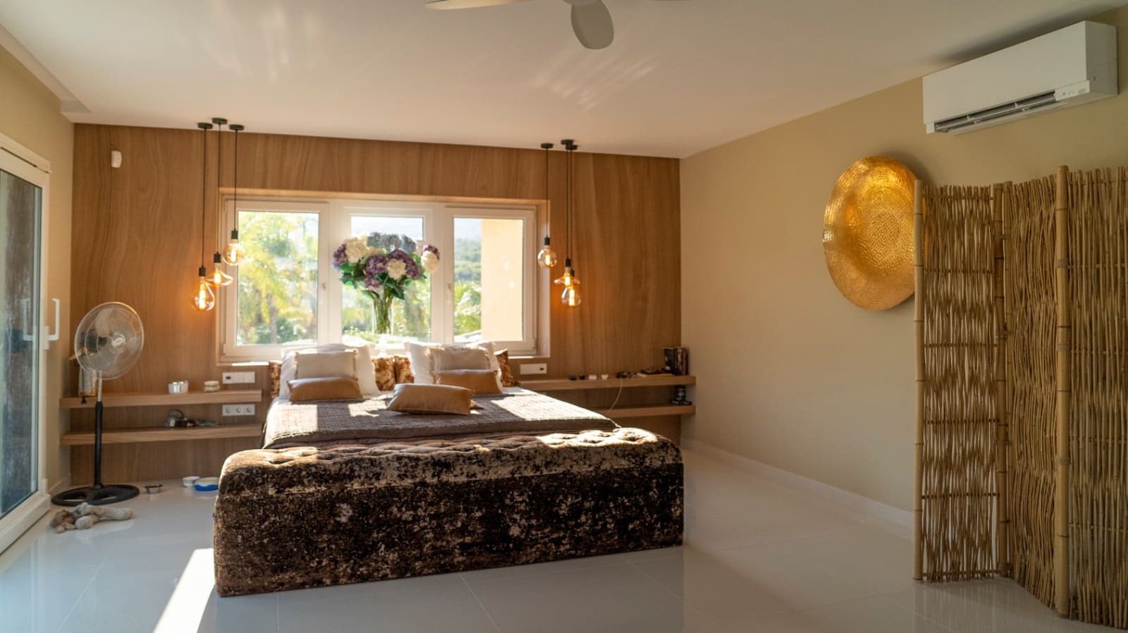 7 makuuhuone Huvila myytävänä paikassa La Nucia mukana uima-altaan 
autotalli - 5 600 000 € (Ref: 9328482)