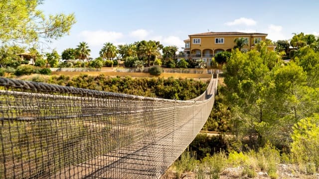 7 makuuhuone Huvila myytävänä paikassa La Nucia mukana uima-altaan 
autotalli - 5 600 000 € (Ref: 9328482)