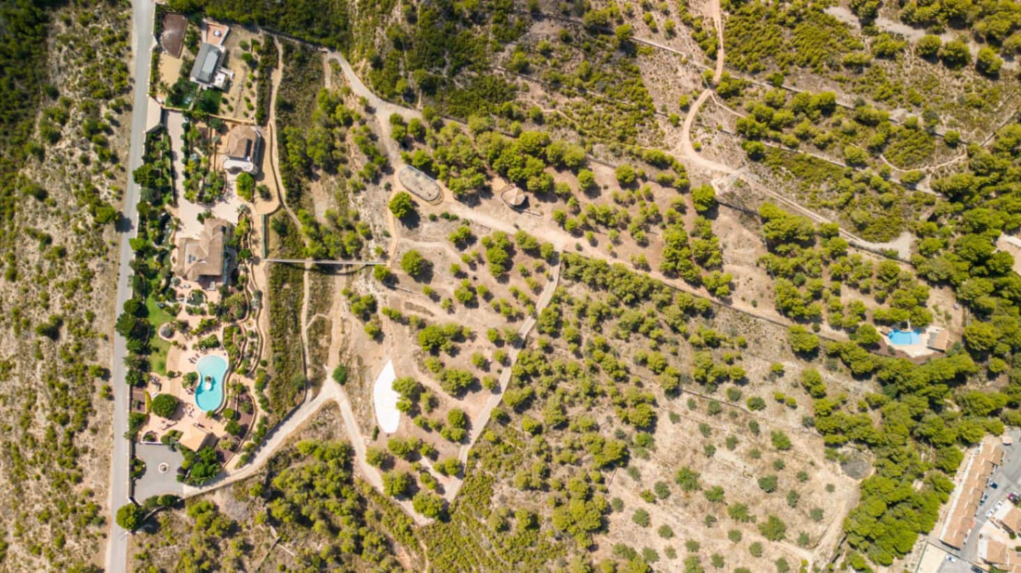 7 makuuhuone Huvila myytävänä paikassa La Nucia mukana uima-altaan 
autotalli - 5 600 000 € (Ref: 9328482)