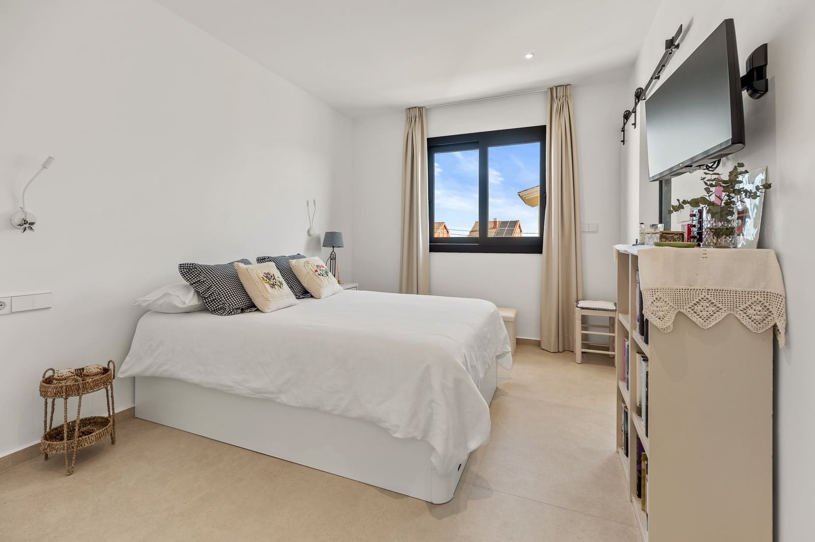 4 makuuhuone Huvila myytävänä paikassa La Nucia mukana uima-altaan 
autotalli - 1 175 000 € (Ref: 9328485)