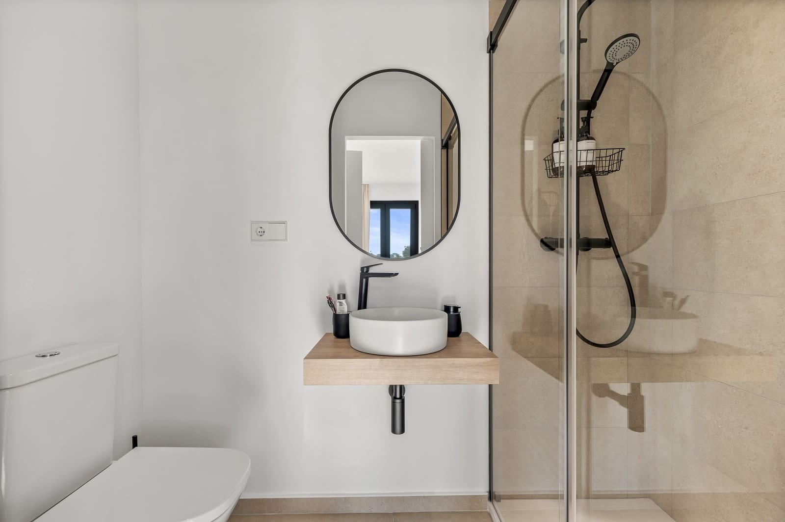 4 makuuhuone Huvila myytävänä paikassa La Nucia mukana uima-altaan 
autotalli - 1 175 000 € (Ref: 9328485)