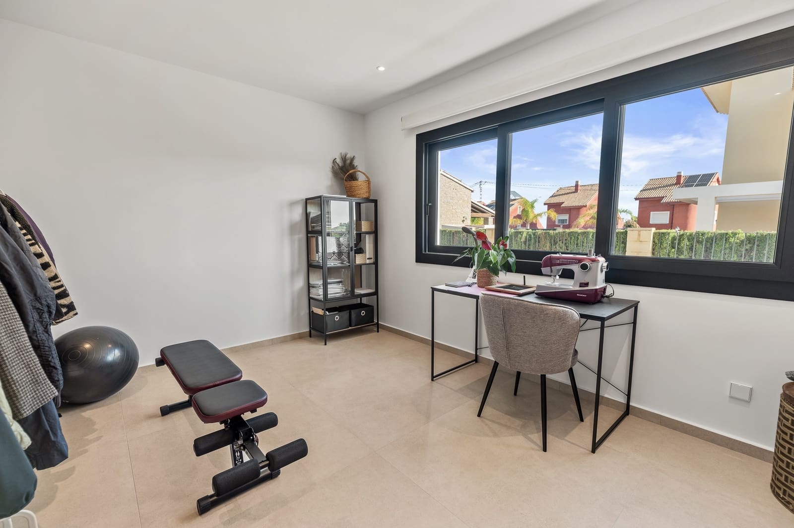 4 makuuhuone Huvila myytävänä paikassa La Nucia mukana uima-altaan 
autotalli - 1 175 000 € (Ref: 9328485)