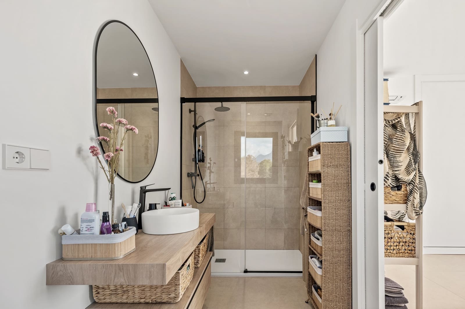 4 makuuhuone Huvila myytävänä paikassa La Nucia mukana uima-altaan 
autotalli - 1 175 000 € (Ref: 9328485)