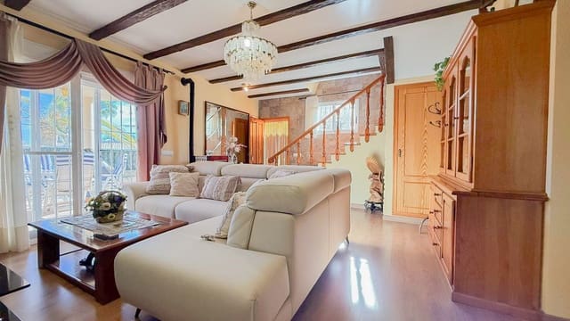 3 Zimmer Villa zu verkaufen in La Nucia mit Pool Garage - 530.000 € (Ref: 9328486)