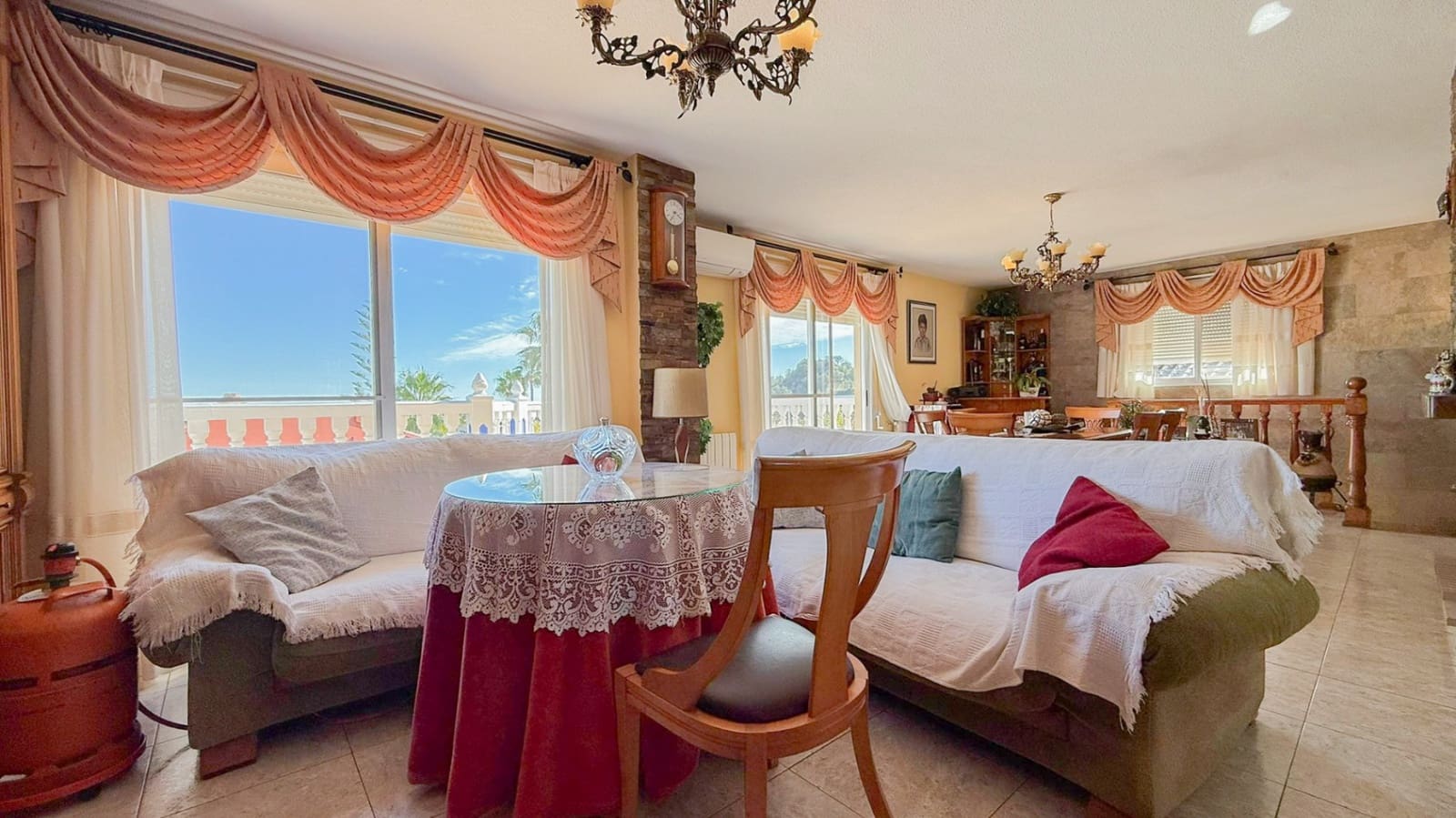 3 Zimmer Villa zu verkaufen in La Nucia mit Pool Garage - 530.000 € (Ref: 9328486)