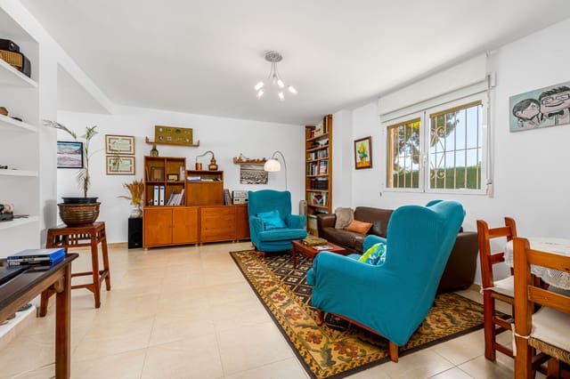 4 makuuhuone Huvila myytävänä paikassa La Nucia mukana uima-altaan 
autotalli - 645 000 € (Ref: 9328488)