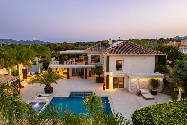 6 Zimmer Villa zu verkaufen in La Nucia mit Pool Garage - 1.800.000 € (Ref: 9328492)