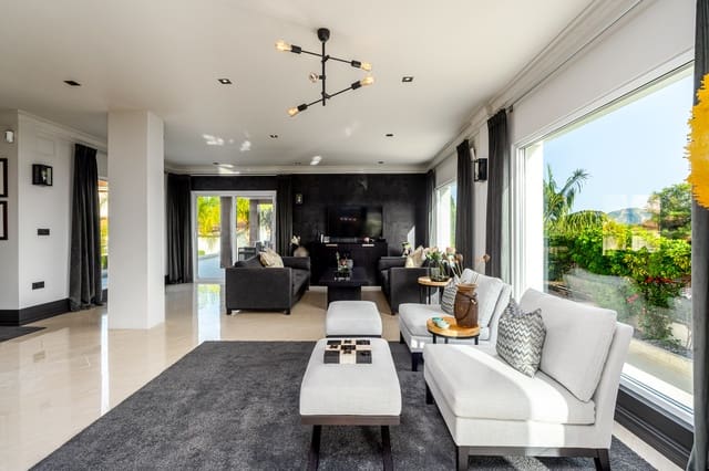 6 Zimmer Villa zu verkaufen in La Nucia mit Pool Garage - 1.800.000 € (Ref: 9328492)