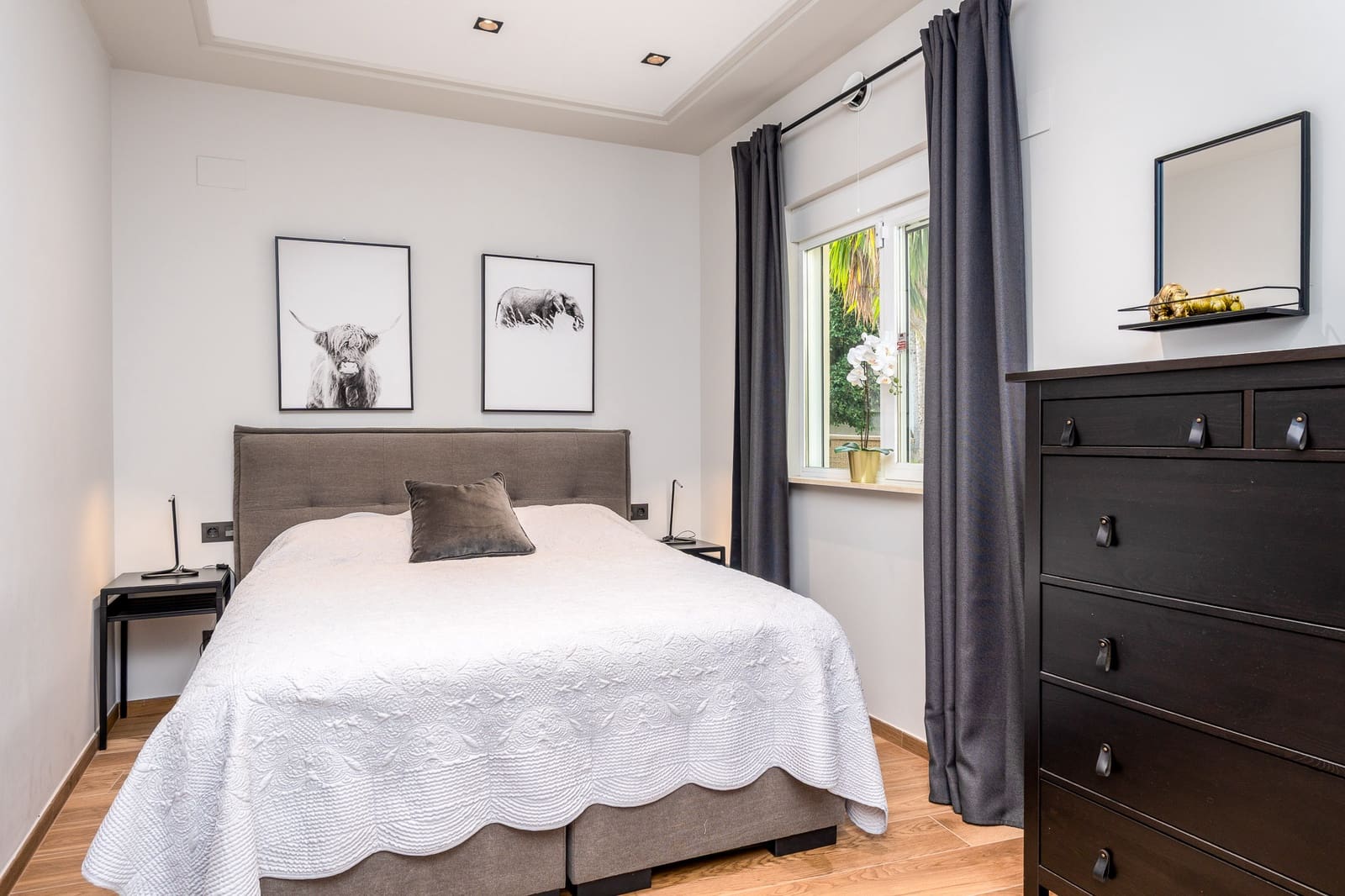 6 Zimmer Villa zu verkaufen in La Nucia mit Pool Garage - 1.800.000 € (Ref: 9328492)