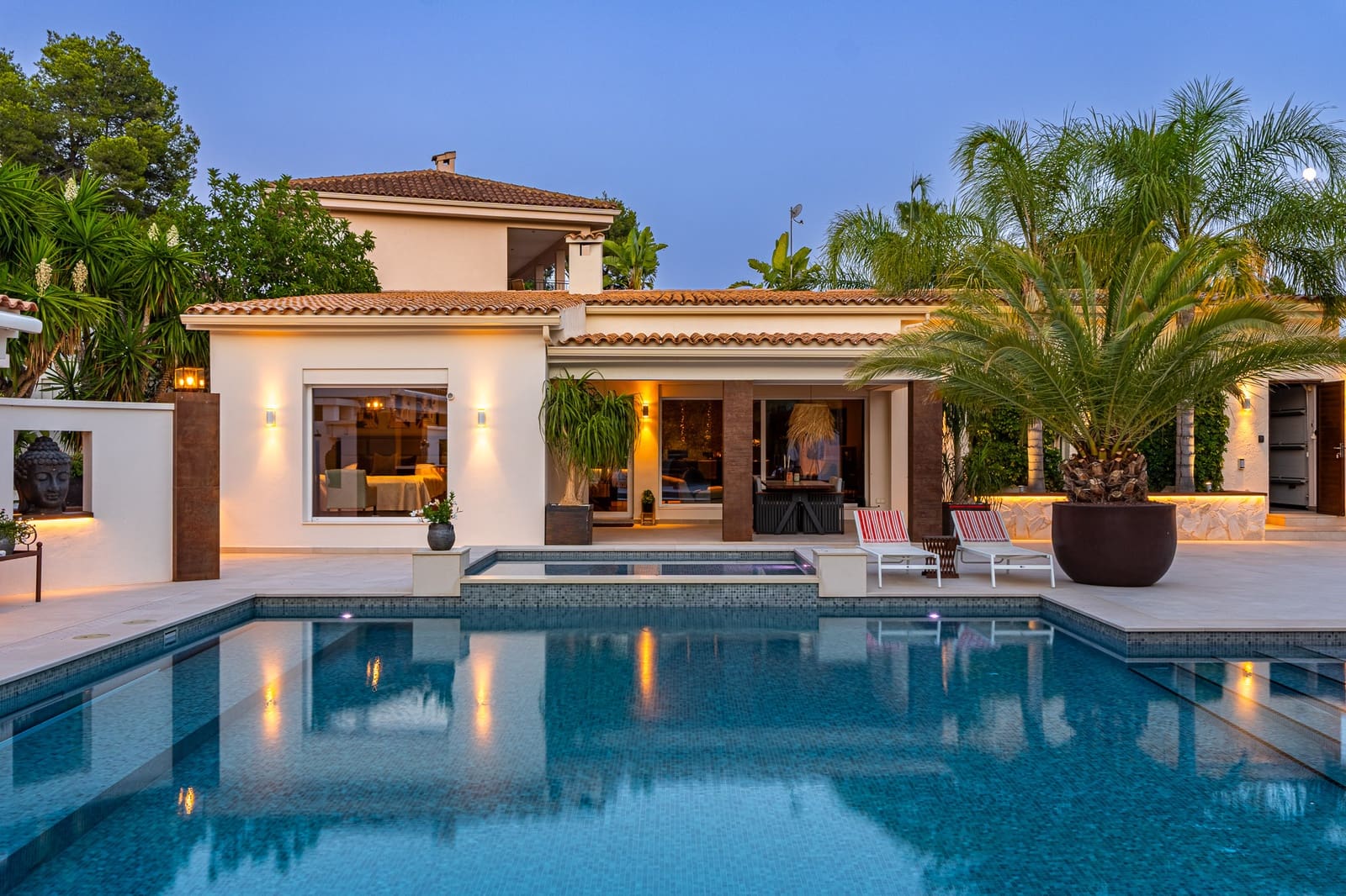 6 Zimmer Villa zu verkaufen in La Nucia mit Pool Garage - 1.800.000 € (Ref: 9328492)