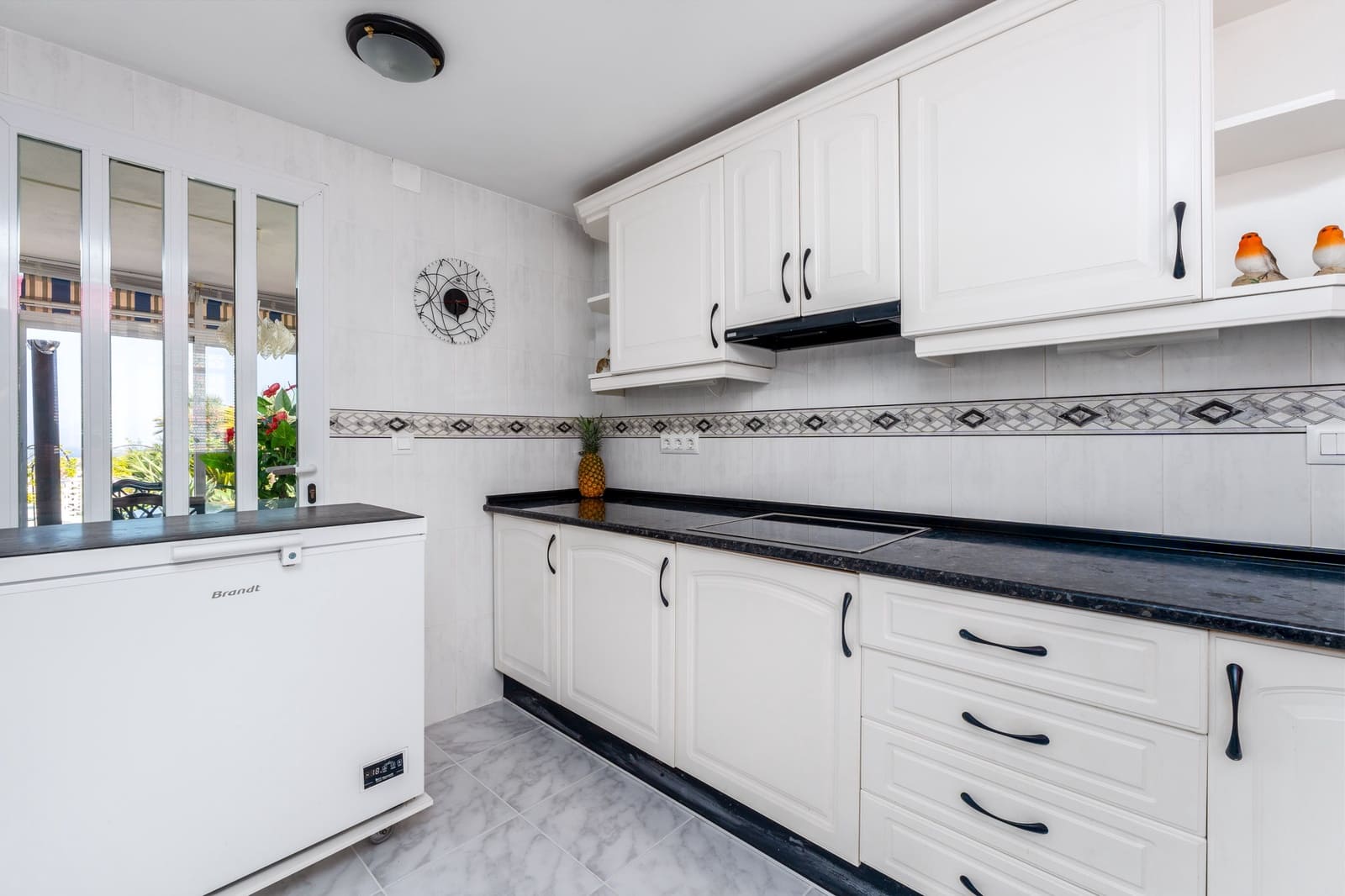 Chalet de 3 habitaciones en La Nucia en venta con piscina - 495.000 € (Ref: 9328493)