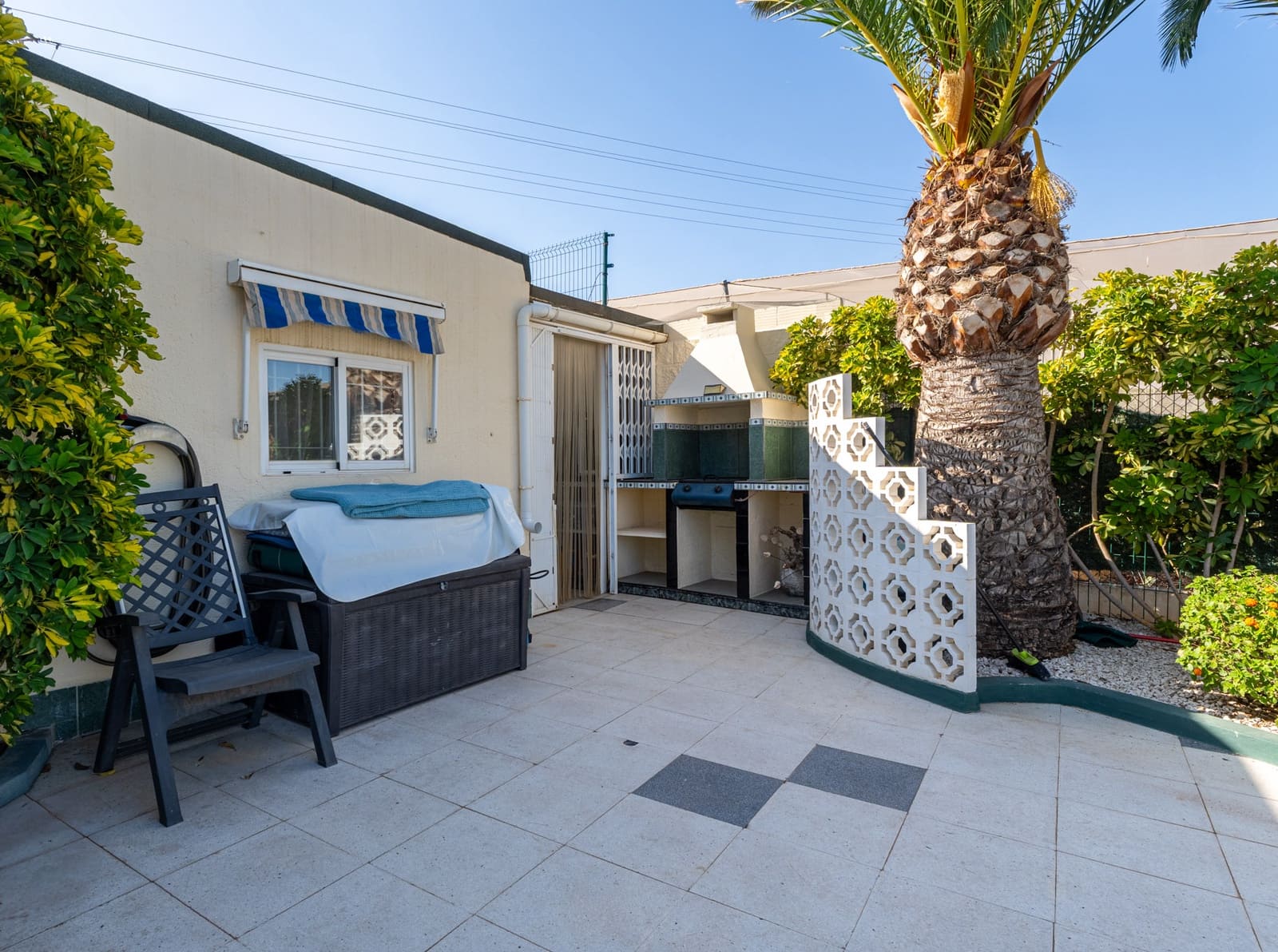 Chalet de 3 habitaciones en La Nucia en venta con piscina - 495.000 € (Ref: 9328493)