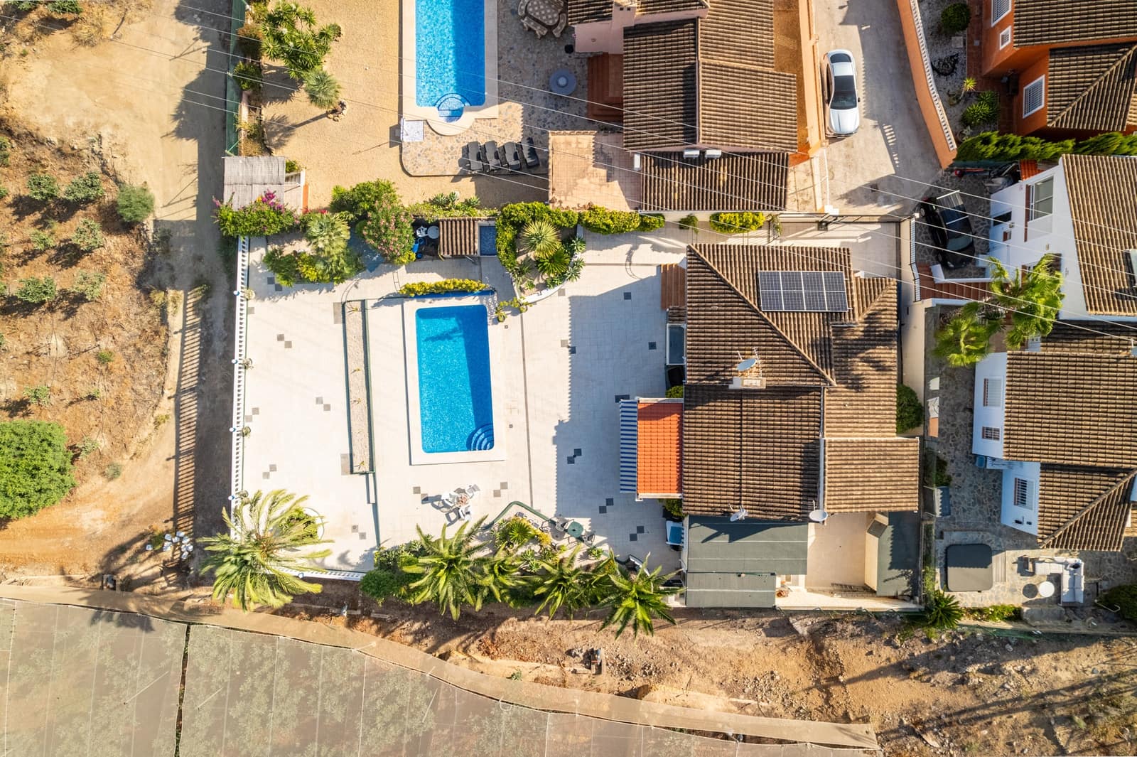 Chalet de 3 habitaciones en La Nucia en venta con piscina - 495.000 € (Ref: 9328493)