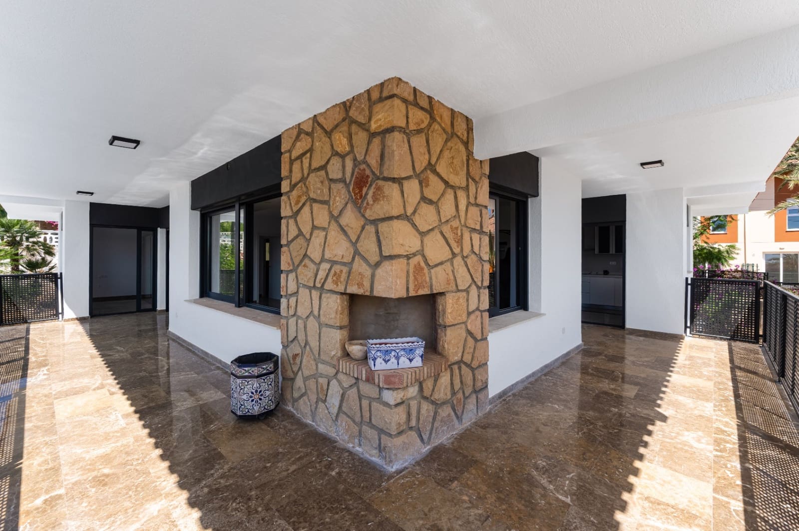 4 chambre Villa/Maison à vendre à La Nucia avec piscine garage - 950 000 € (Ref: 9328495)