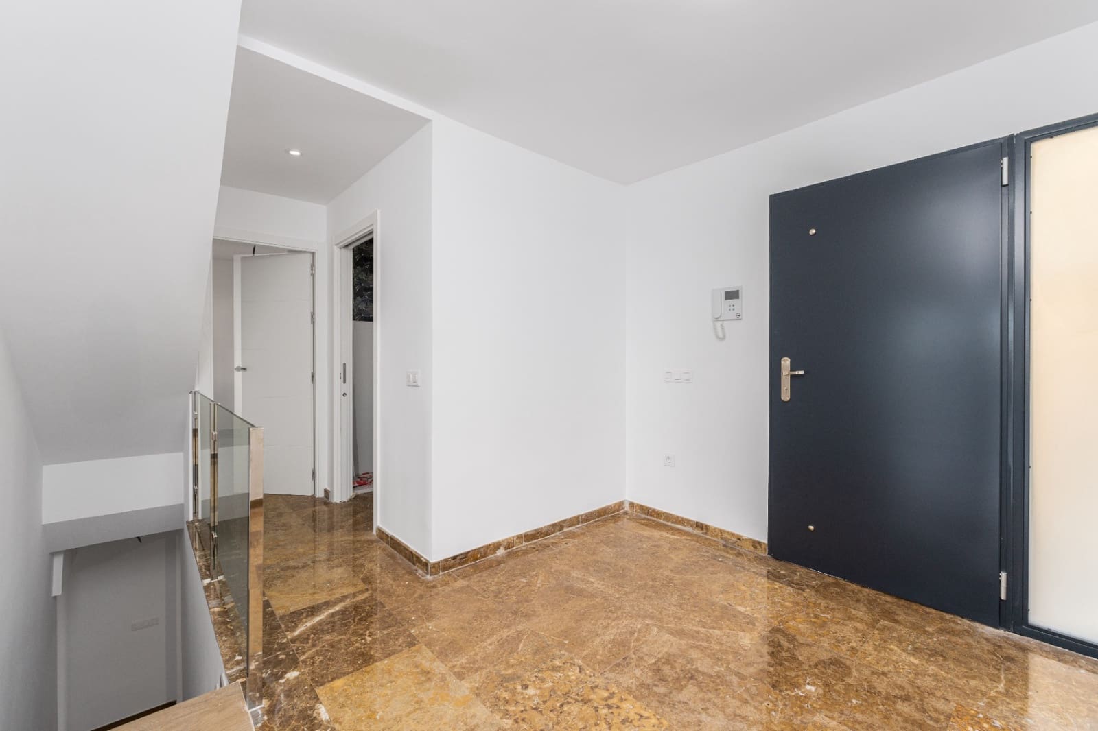 4 chambre Villa/Maison à vendre à La Nucia avec piscine garage - 950 000 € (Ref: 9328495)