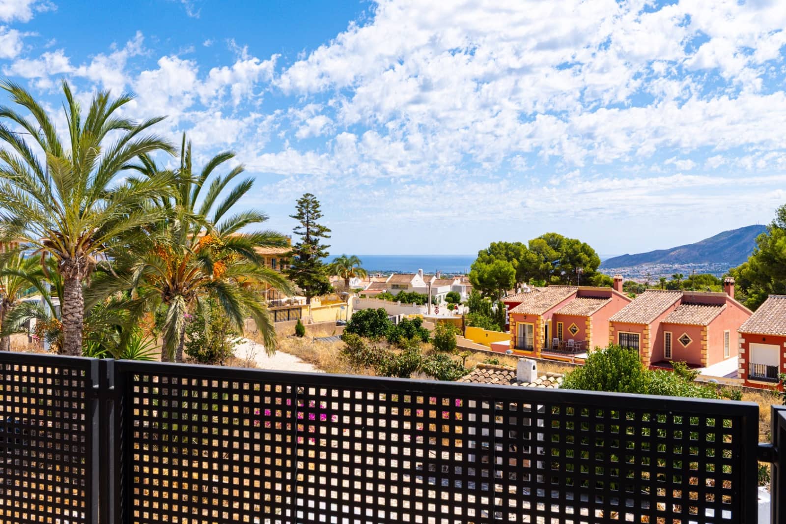 4 chambre Villa/Maison à vendre à La Nucia avec piscine garage - 950 000 € (Ref: 9328495)