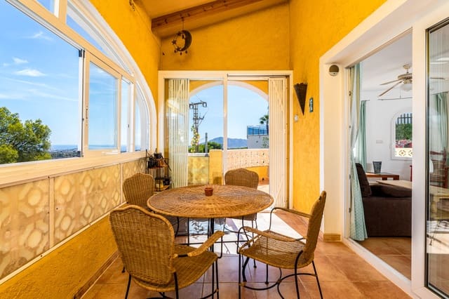 4 bedroom Villa for sale in La Nucia with pool garage - € 490,000 (Ref: 9328496)