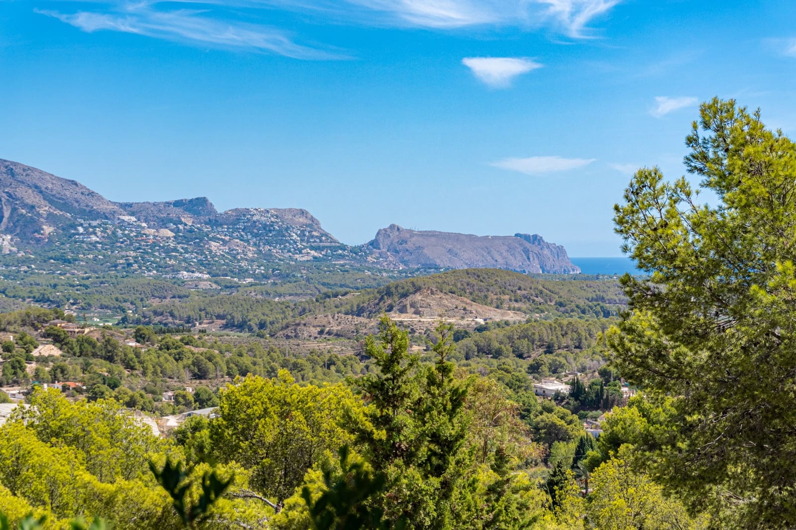 4 bedroom Villa for sale in La Nucia with pool garage - € 490,000 (Ref: 9328496)