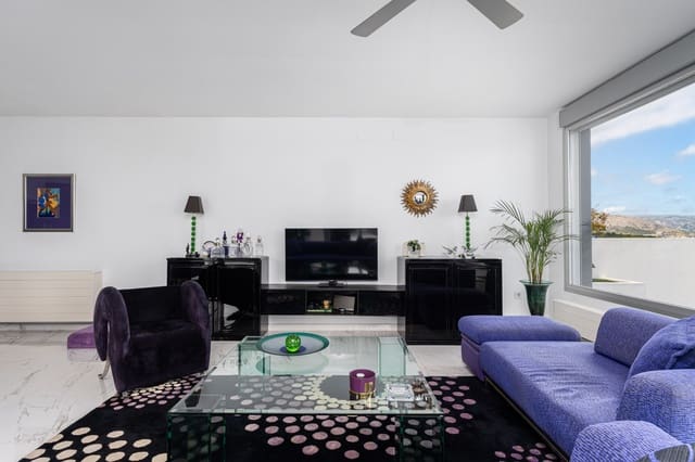 2 bedroom Villa for sale in Polop with pool garage - € 530,000 (Ref: 9328505)