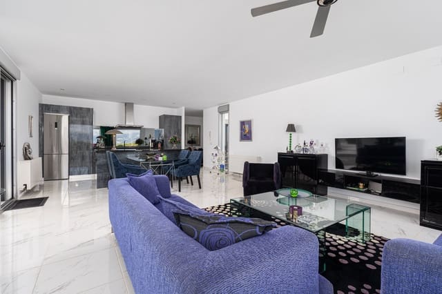 2 bedroom Villa for sale in Polop with pool garage - € 530,000 (Ref: 9328505)