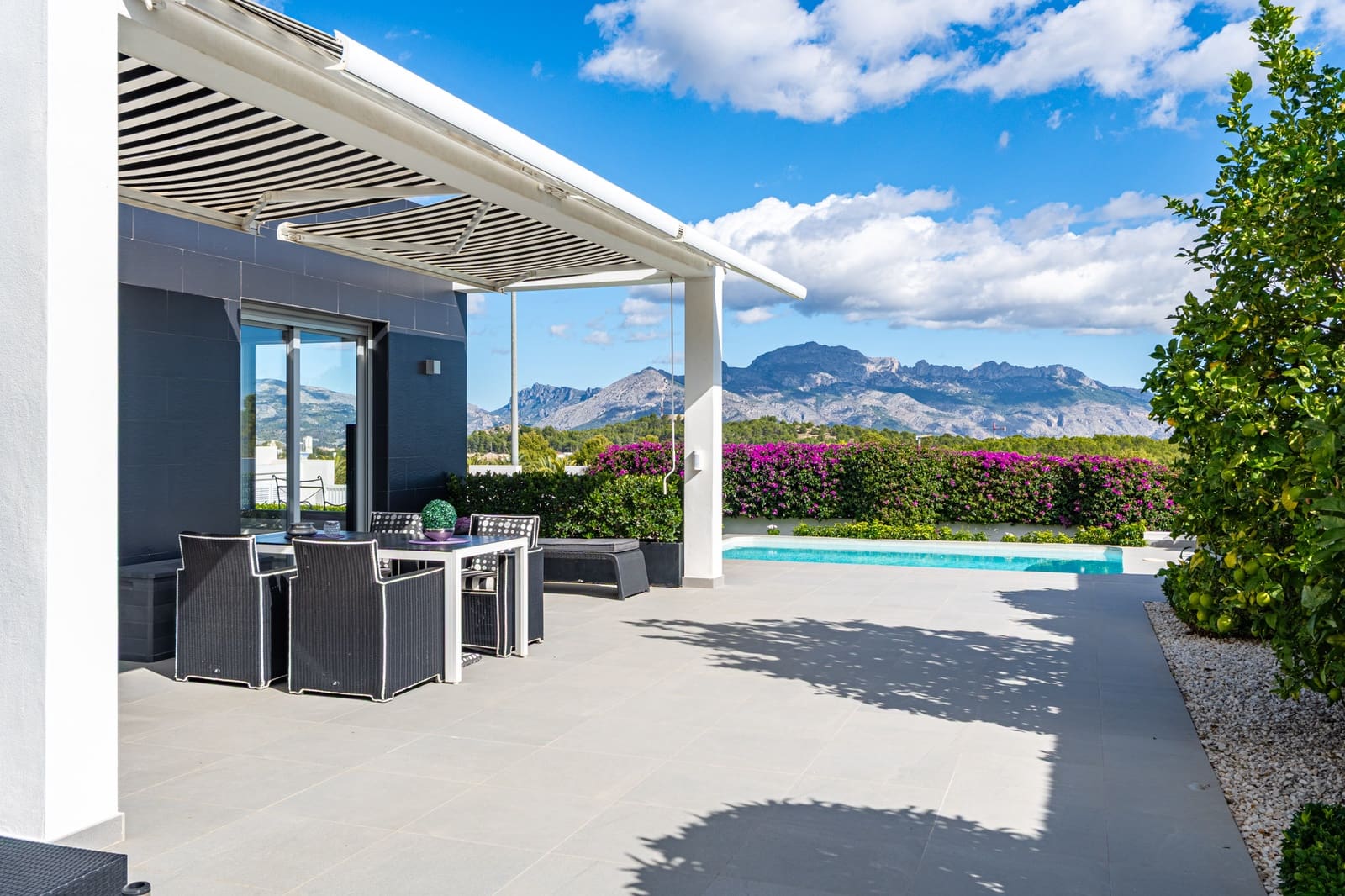 2 chambre Villa/Maison à vendre à Polop avec piscine garage - 530 000 € (Ref: 9328505)