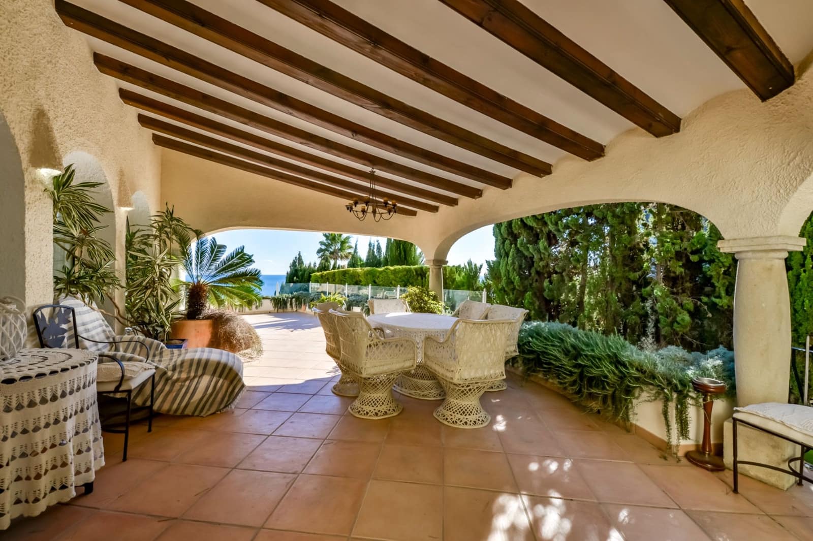 6 bedroom Villa for sale in Altea with pool garage - € 2,930,000 (Ref: 9328506)