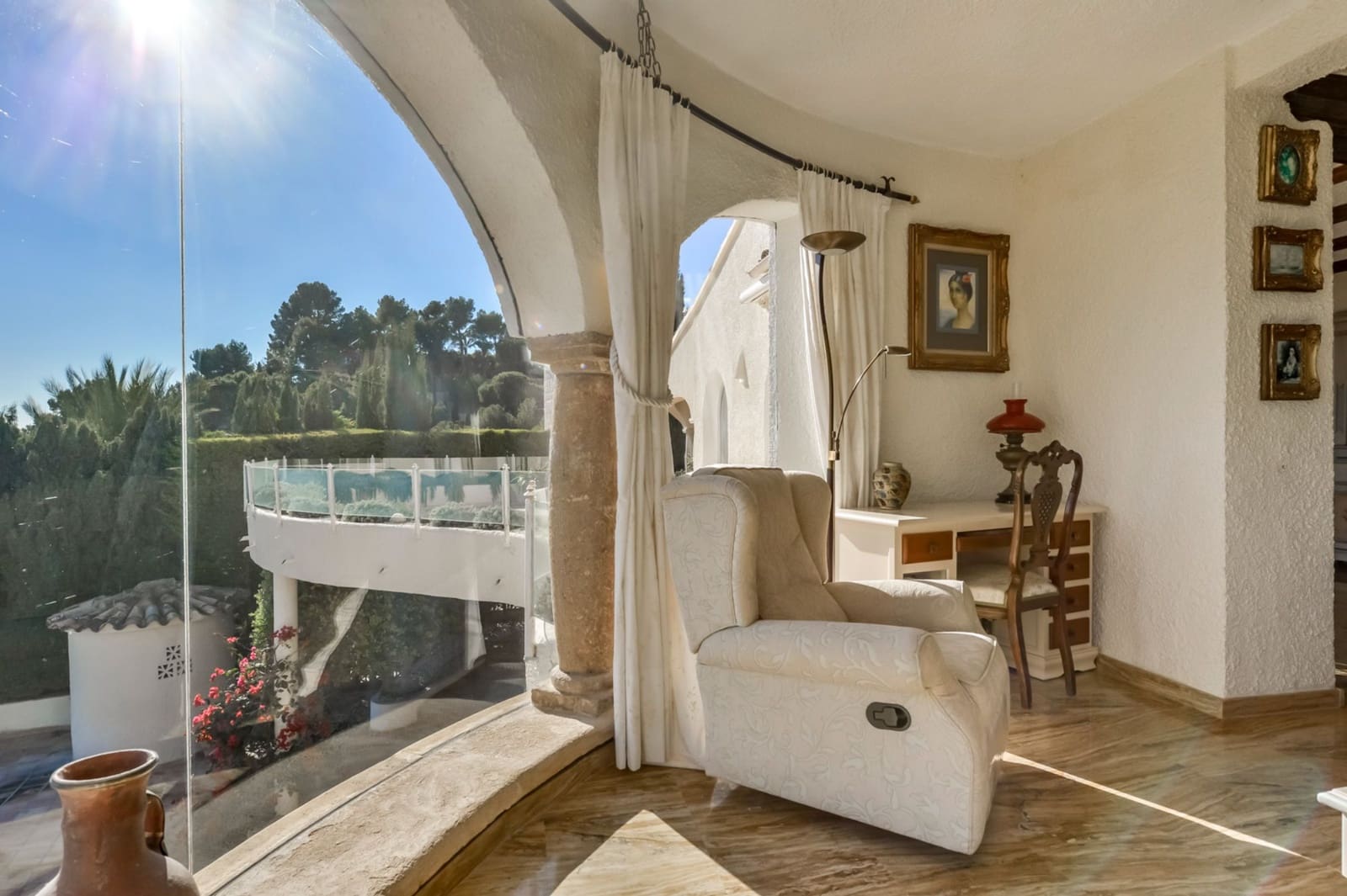 6 bedroom Villa for sale in Altea with pool garage - € 2,930,000 (Ref: 9328506)