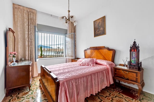 4 bedroom Townhouse for sale in Altea - € 415,000 (Ref: 9328514)