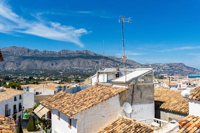 5 bedroom Townhouse for sale in Altea - € 365,000 (Ref: 9328515)